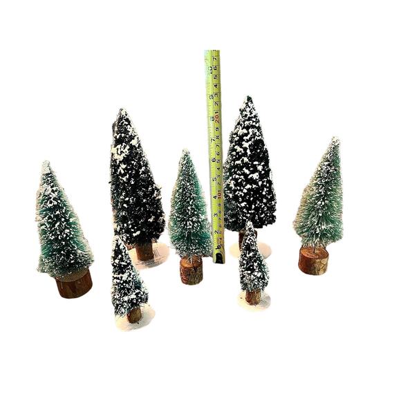 Christmas Village Snow Covered Trees-Miniature-7 Pc-Vintage Bottle Brush-Flocked - Picture 4 of 4